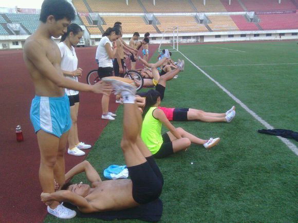 体育特长生报考条件_高考特长生_体育特长生降分政策