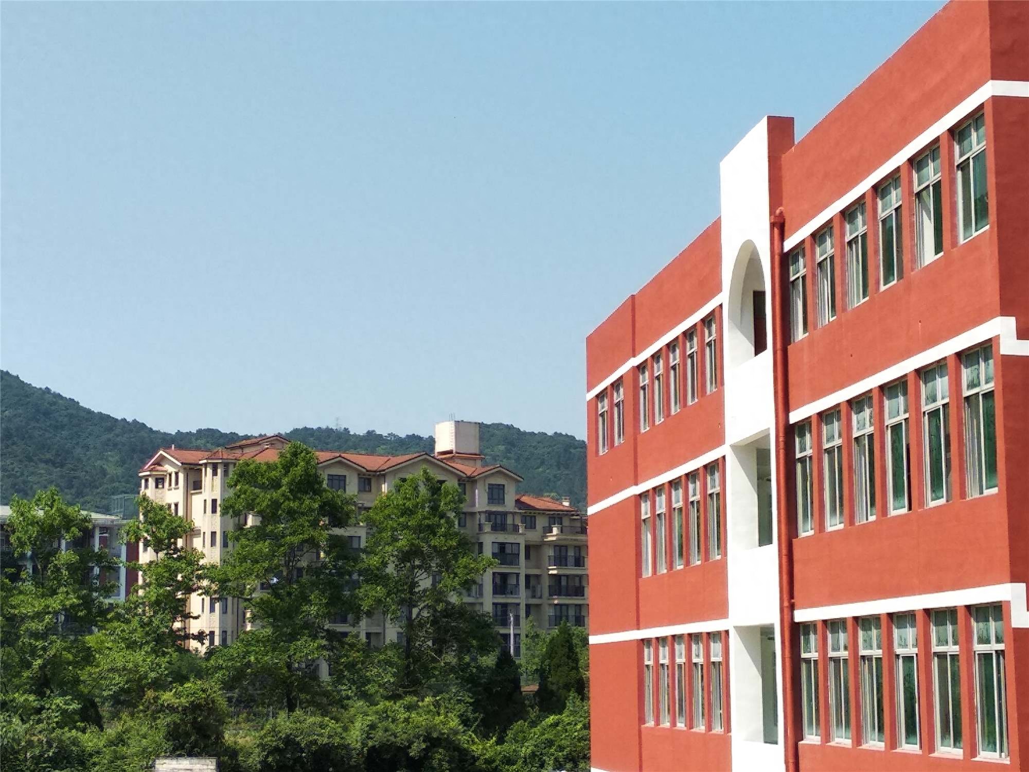 杨府山高复学校优势_高复学校师资力量选择_高考复读