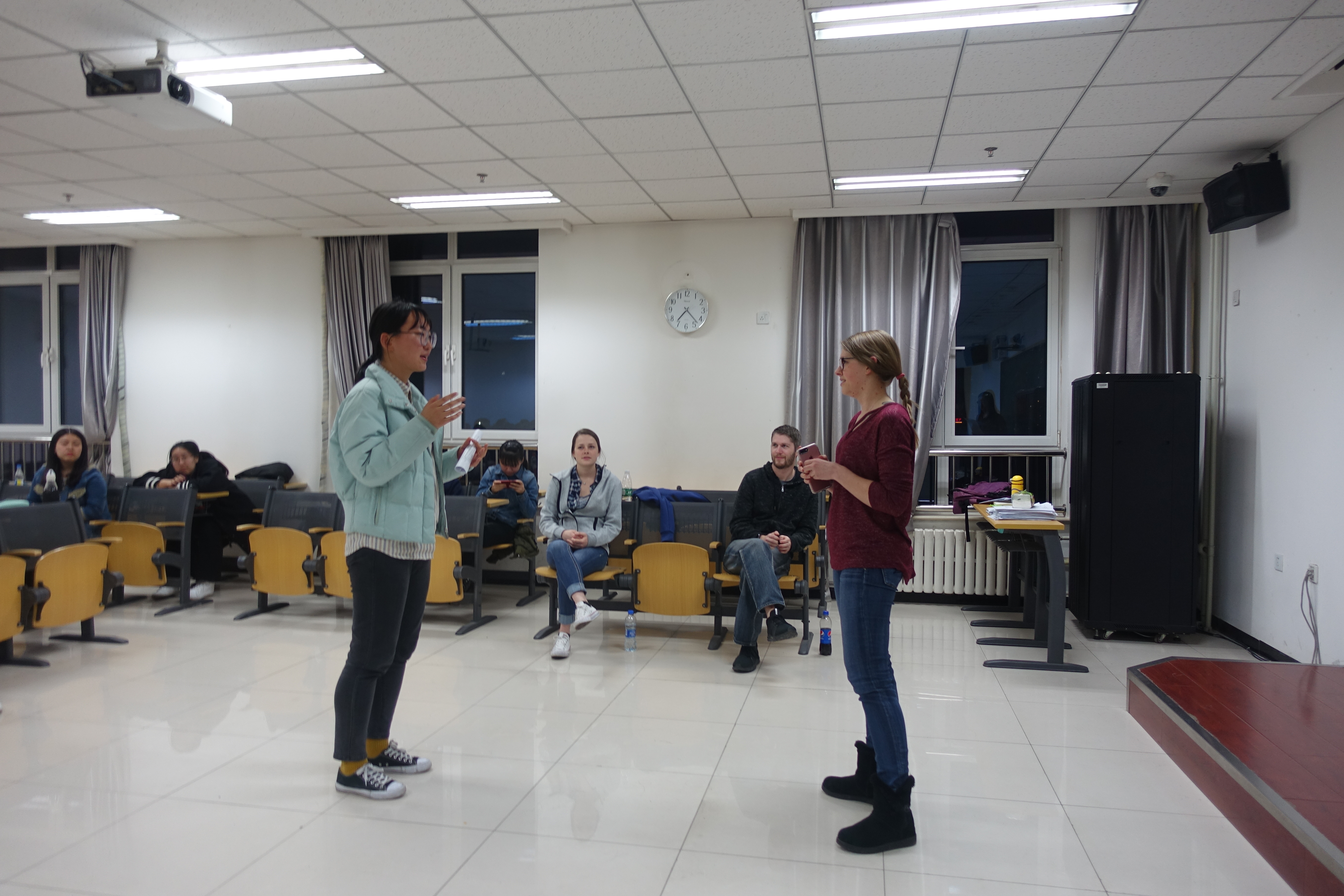 大学交流活动：中美学生护理话题分享会